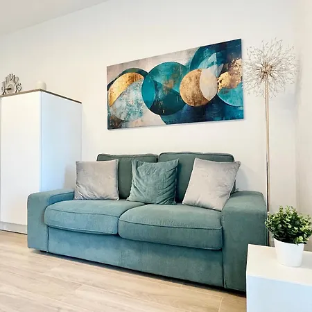 Bilocale Nuovo Vicino Al Centro - La Casa Di Isa Apartment *