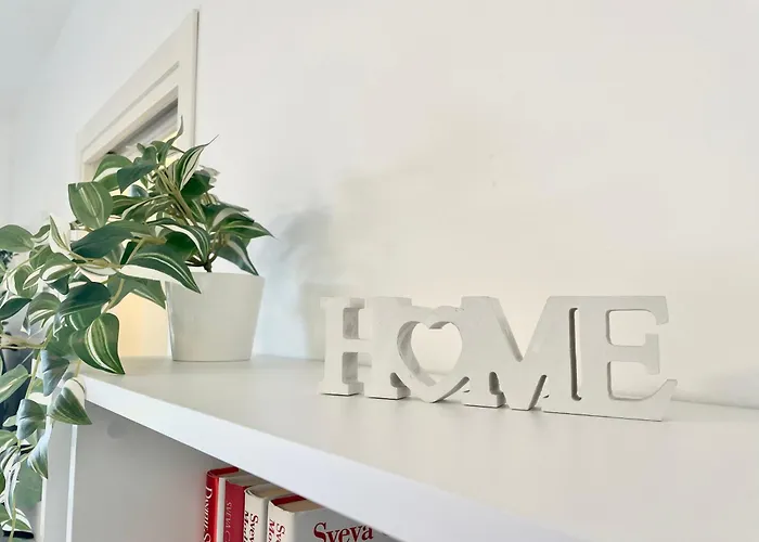 Bilocale Nuovo Vicino Al Centro - La Casa Di Isa דירה