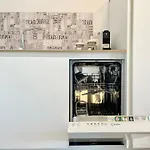 Bilocale Nuovo Vicino Al Centro - La Casa Di Isa شقة